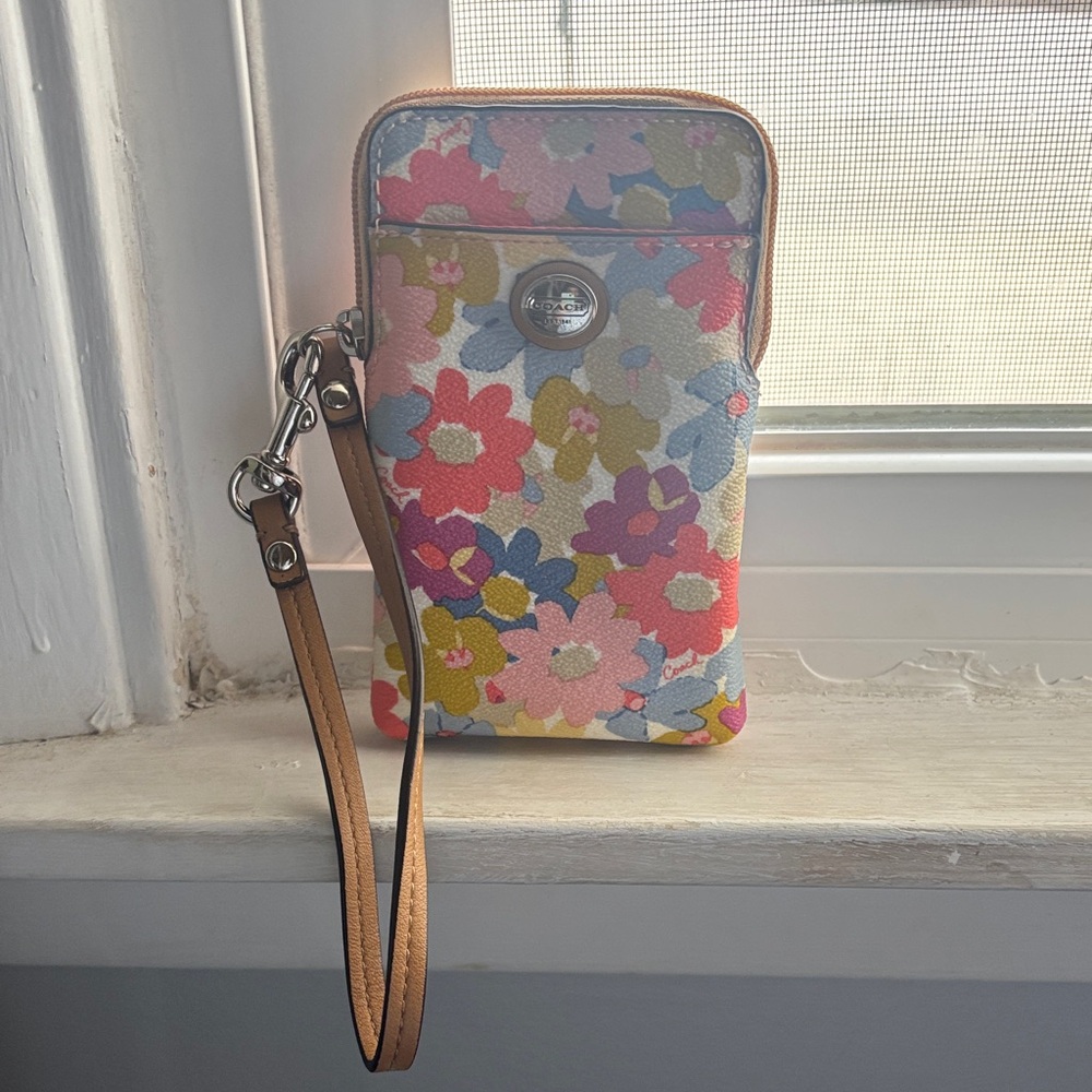 Coach Floral Clutch Wristlet - Multicolor
